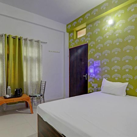 Hotel O Surya Inn Pura Raghunāth Exterior foto